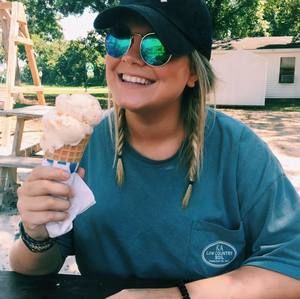 Meet your Posher, Madison